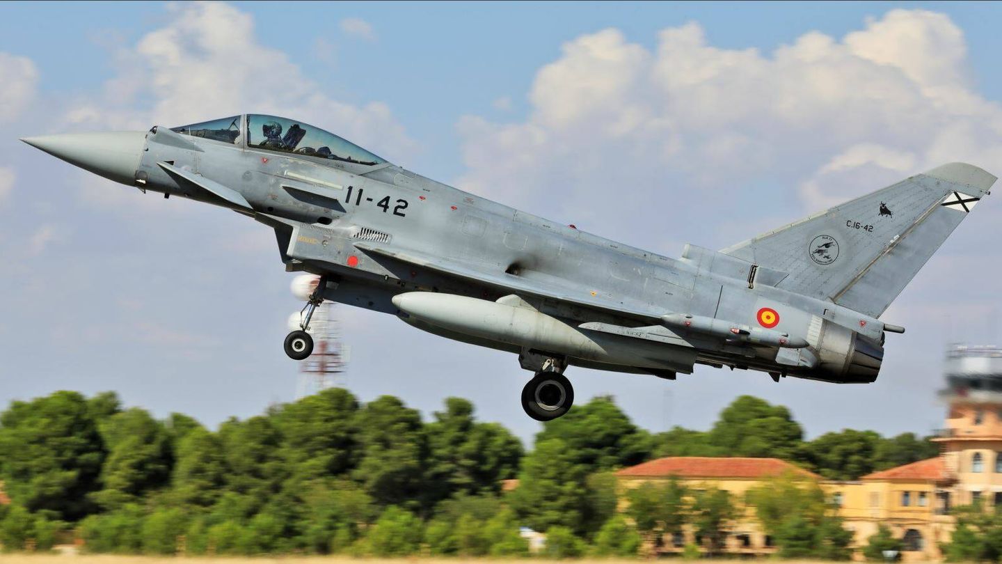 España equipará sus Eurofighter con misiles Brimstone. (Juanjo Fernández)