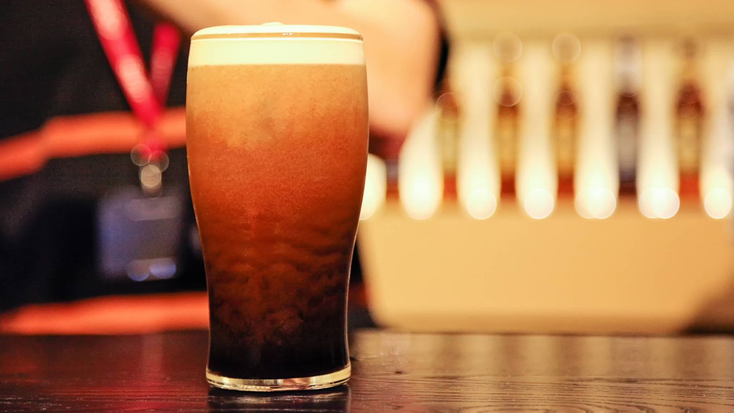 Una cerveza irlandesa nitrogenada. (iStock)