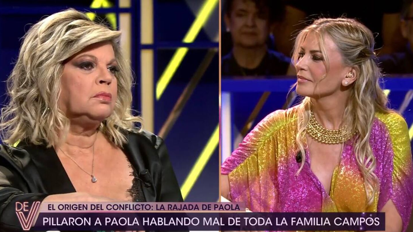 Patricia Cerezo comunica el mensaje de Paola Olmedo en '¡De viernes!'. (Mediaset)