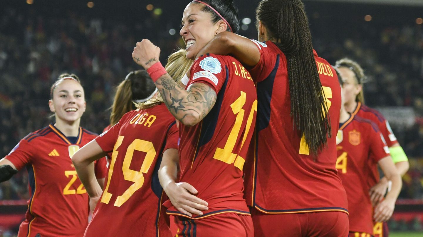 Las españolas celebran el gol de Jenni Hermoso (EFE/Raúl Caro).