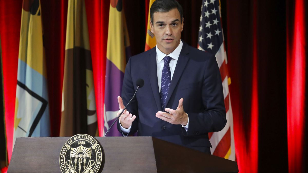 Sánchez se va a California a poner en venta España