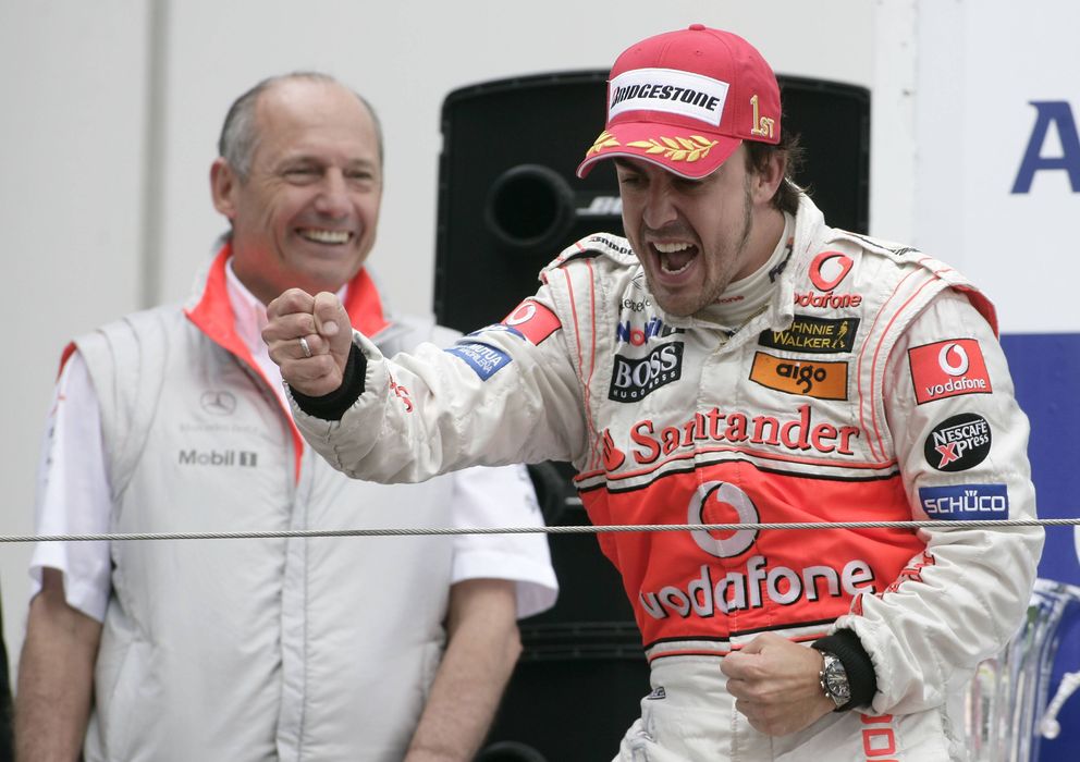 Foto: Ron Dennis y Fernando Alonso en el GP de Europa de 2007.