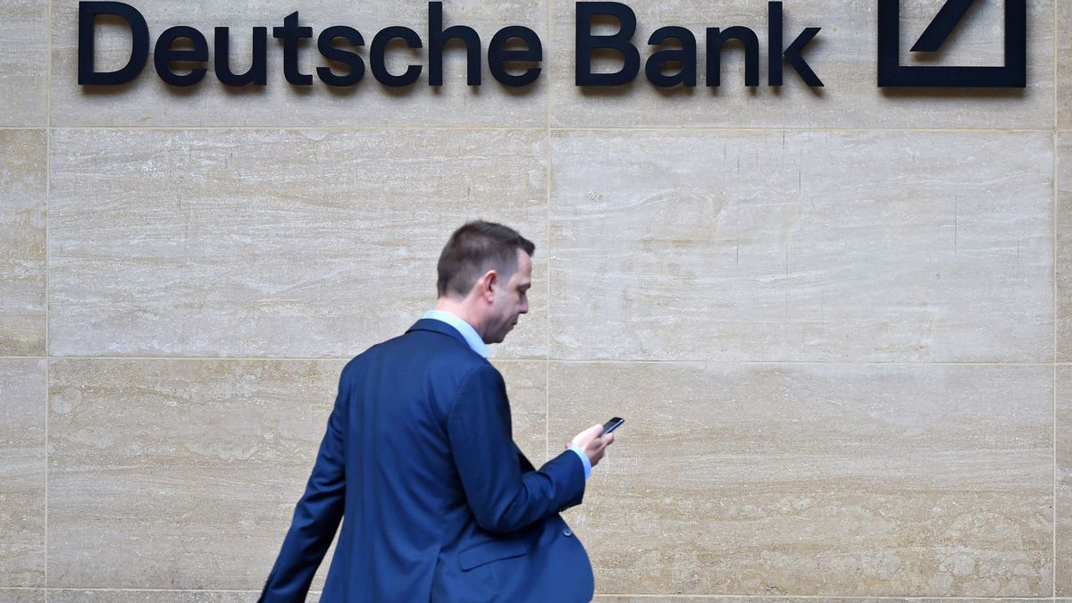 La CNMV abre expediente sancionador a Deutsche Bank por los derivados