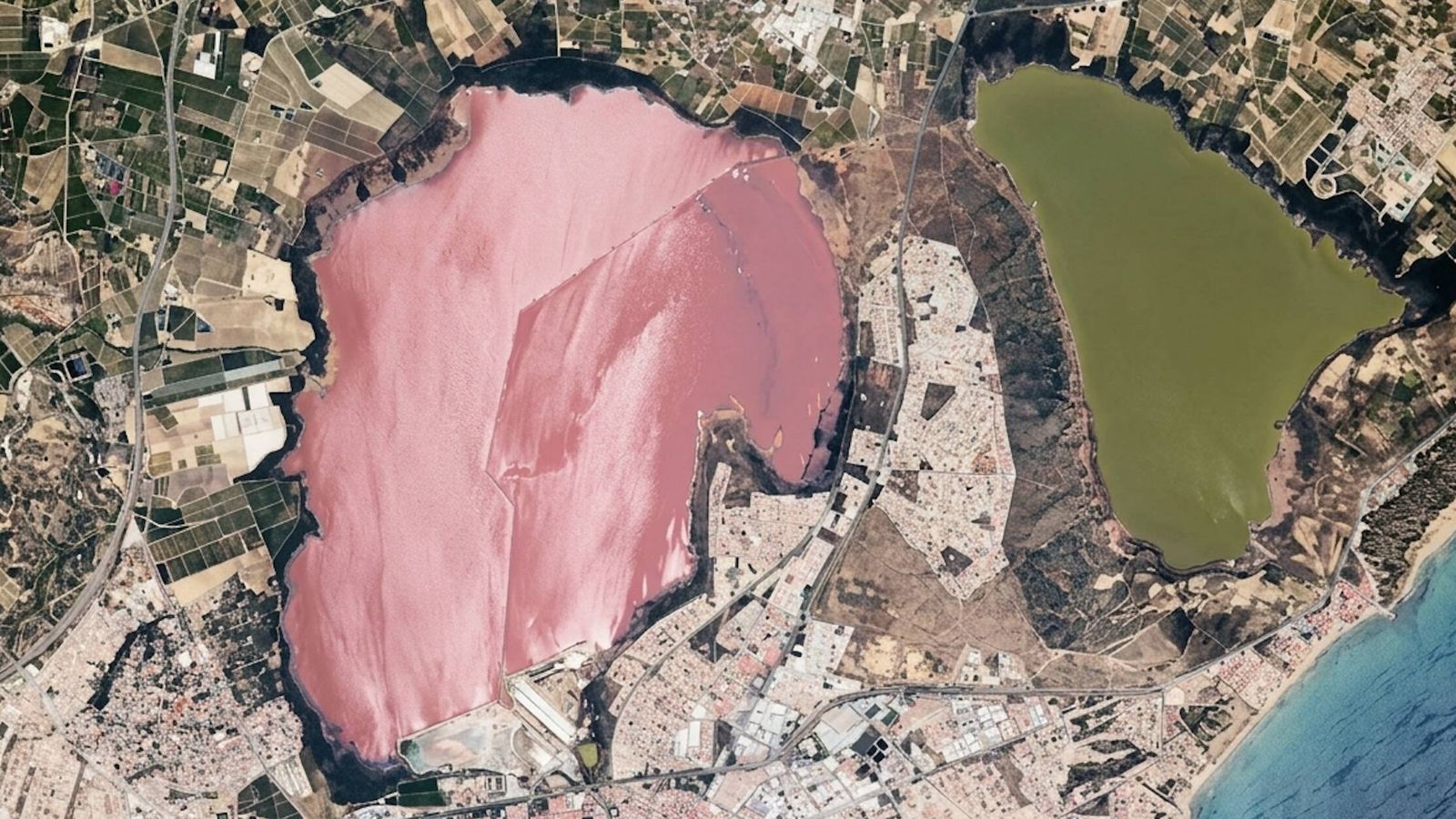 La NASA mira a España desde el espacio y encuentra una enorme estructura de color rosa