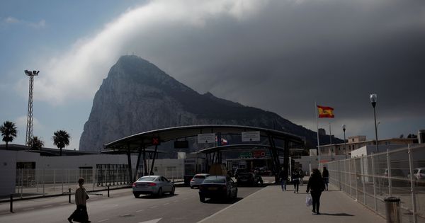 Foto: Frontera de Gibraltar, en La Línea de la Concepción. (Reuters)