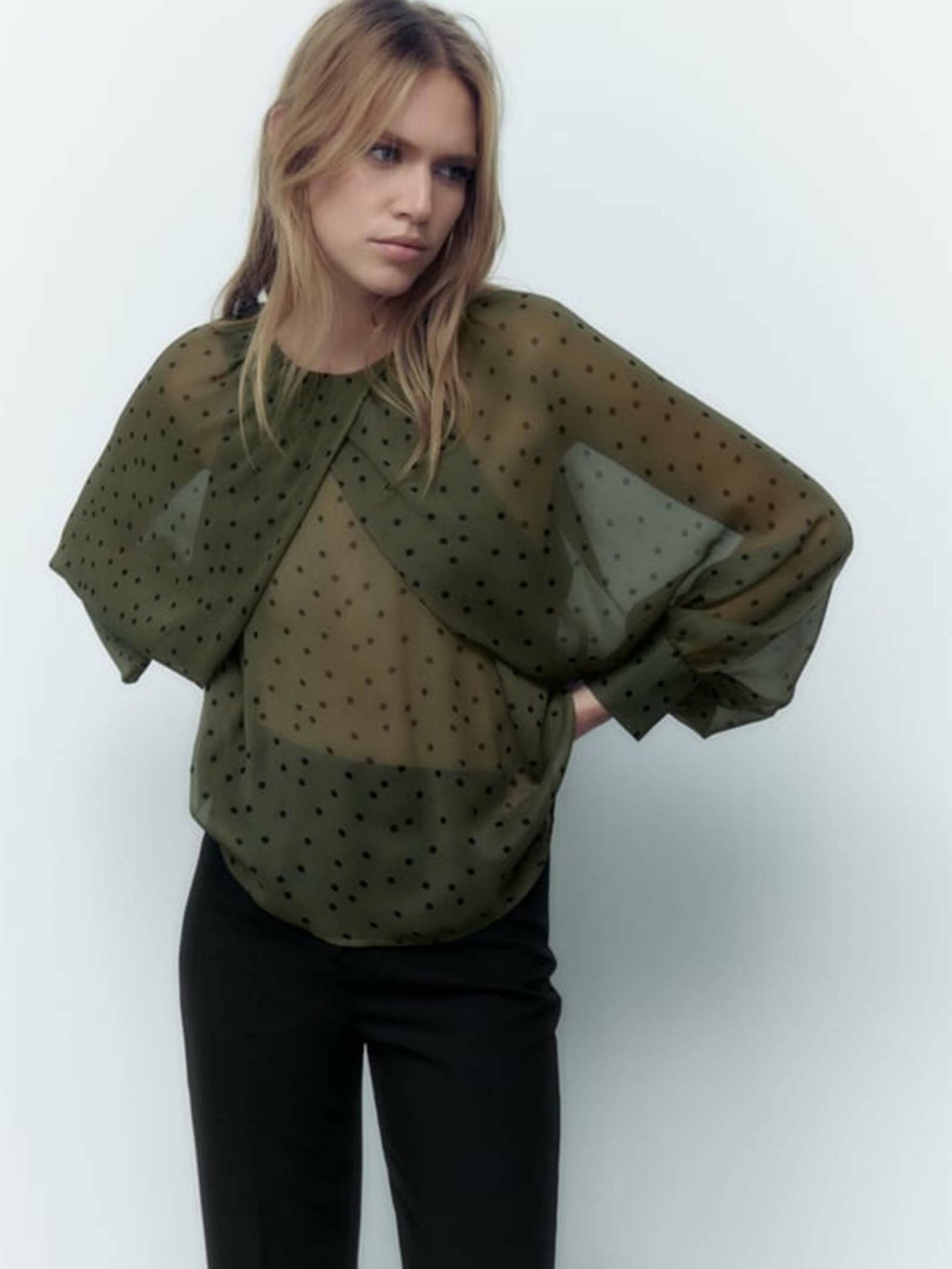 Las 7 blusas de novedades de Zara para mujeres de 20 más de 60 años
