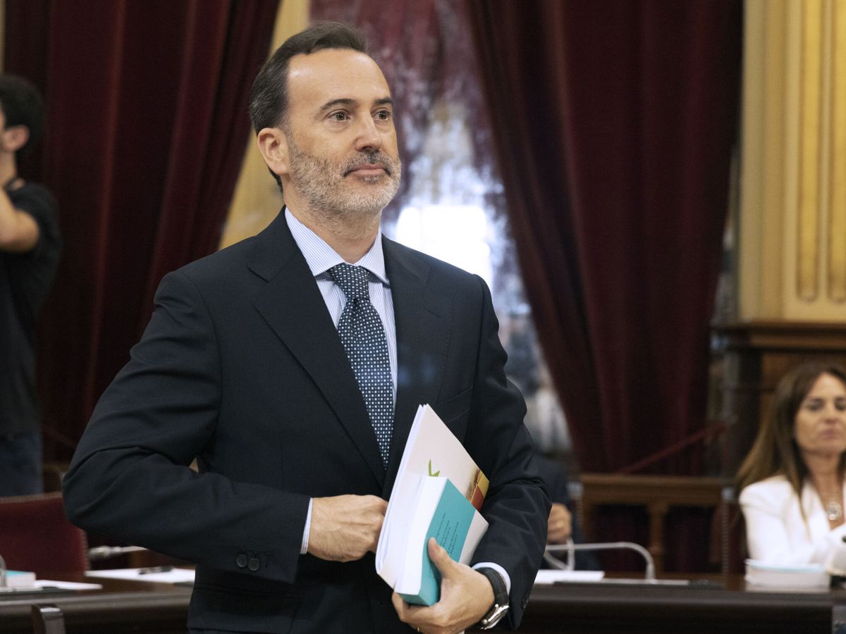 Foto: El diputado de Vox, Gabriel Le Senne, ha sido designado con los votos del PP y de su partido, presidente del Parlament Balear. (EFE/Cati Cladera)