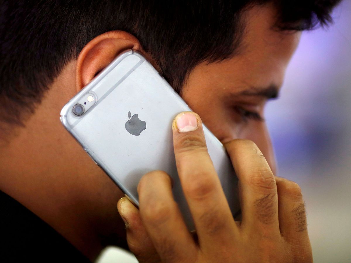 Foto: Todas las fotos que hagas con tu iPhone serán escaneadas automáticamente. (Reuters/Adnan Abidi)