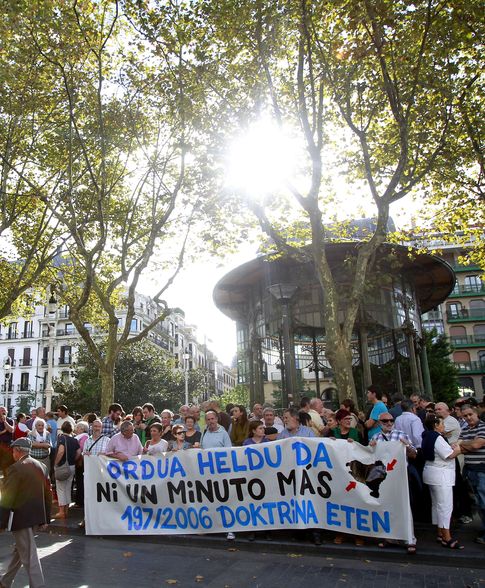 Foto: Vista de la concentración realizada en San Sebastián . (EFE)