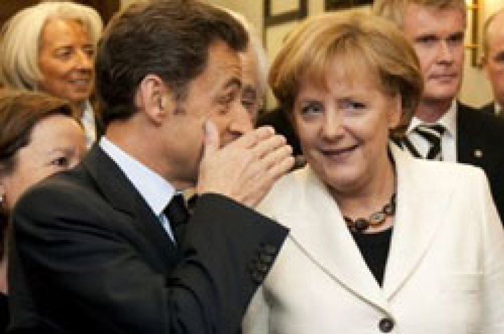 Foto: Sarkozy y Merkel presionan a Bruselas para que ponga coto a los CDS soberanos y a los cortos