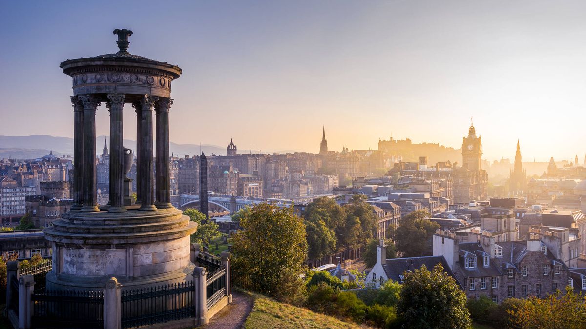 Un paseo por Edimburgo: los mejores lugares para disfrutar de esta ciudad en verano
