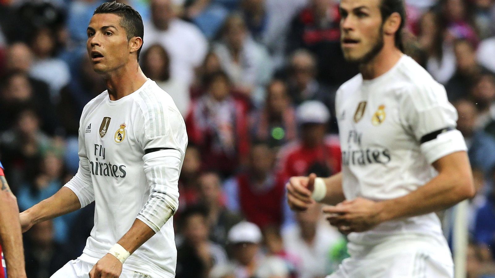 Foto: El nulo trabajo defensivo de Cristiano Ronaldo y Bale está arruinando los planes de Rafa Benitez (EFE)