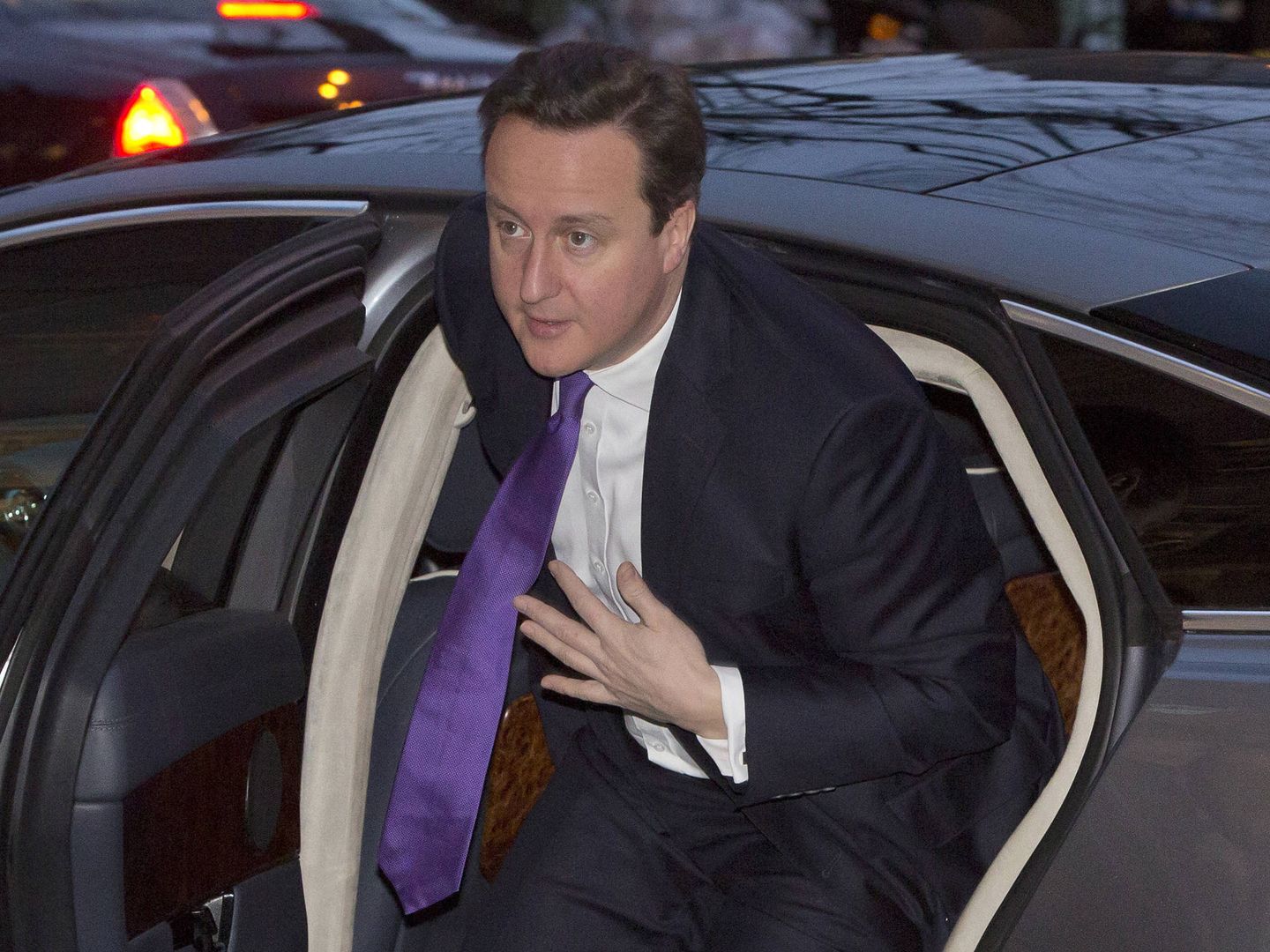 El entonces primer ministro británico David Cameron pocos minutos antes de dar el discurso en el que anuncia su promesa de celebrar un referéndum sobre la permanencia en la UE. 23 de enero de 2013. (Reuters)