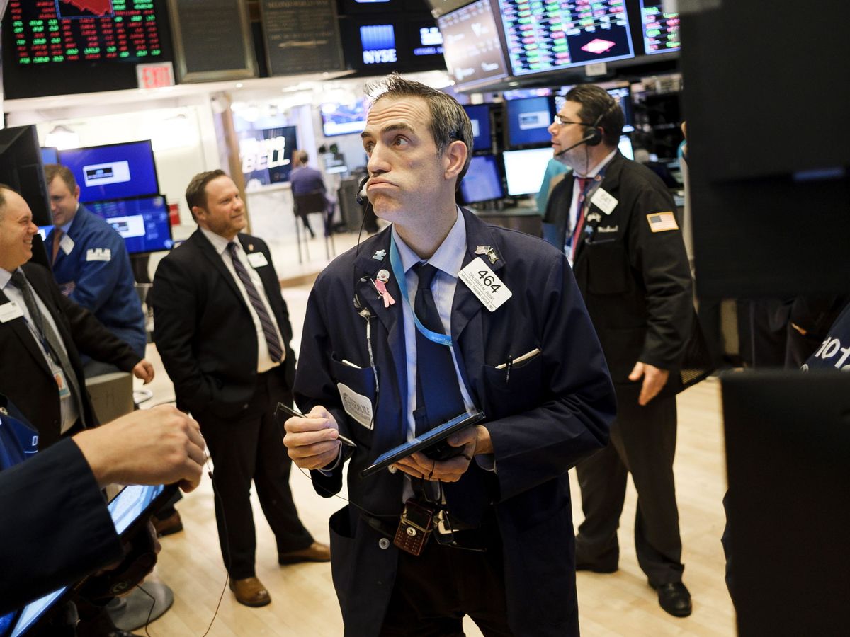 Foto: 'Traders' en la Bolsa de Nueva York. (EFE/Justin Lane)