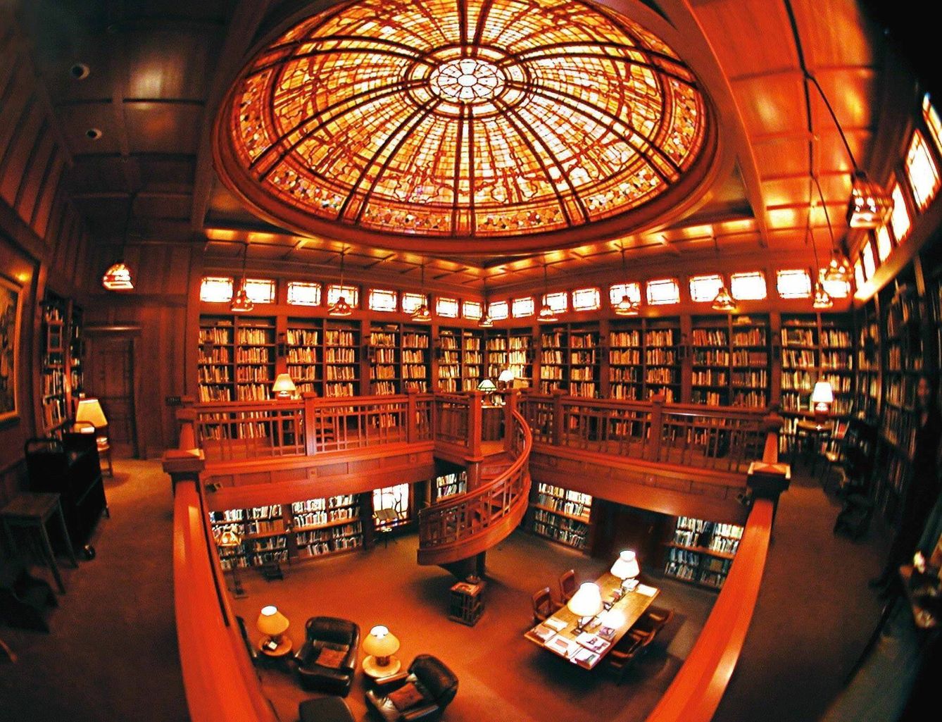 La biblioteca del Rancho Skywalker, recreada en juegos como 'Maniac Mansion'. (LucasArts)