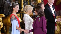 De Luz Casal a Isabel Díaz Ayuso o Carmen Maura: los looks de las invitadas a la cena de gala en honor los Macron