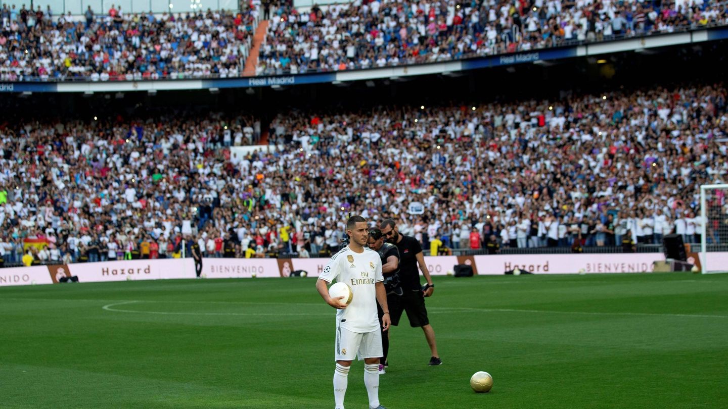 Hazard, durante su presentación como nuevo jugador del Real Madrid. (EFE)