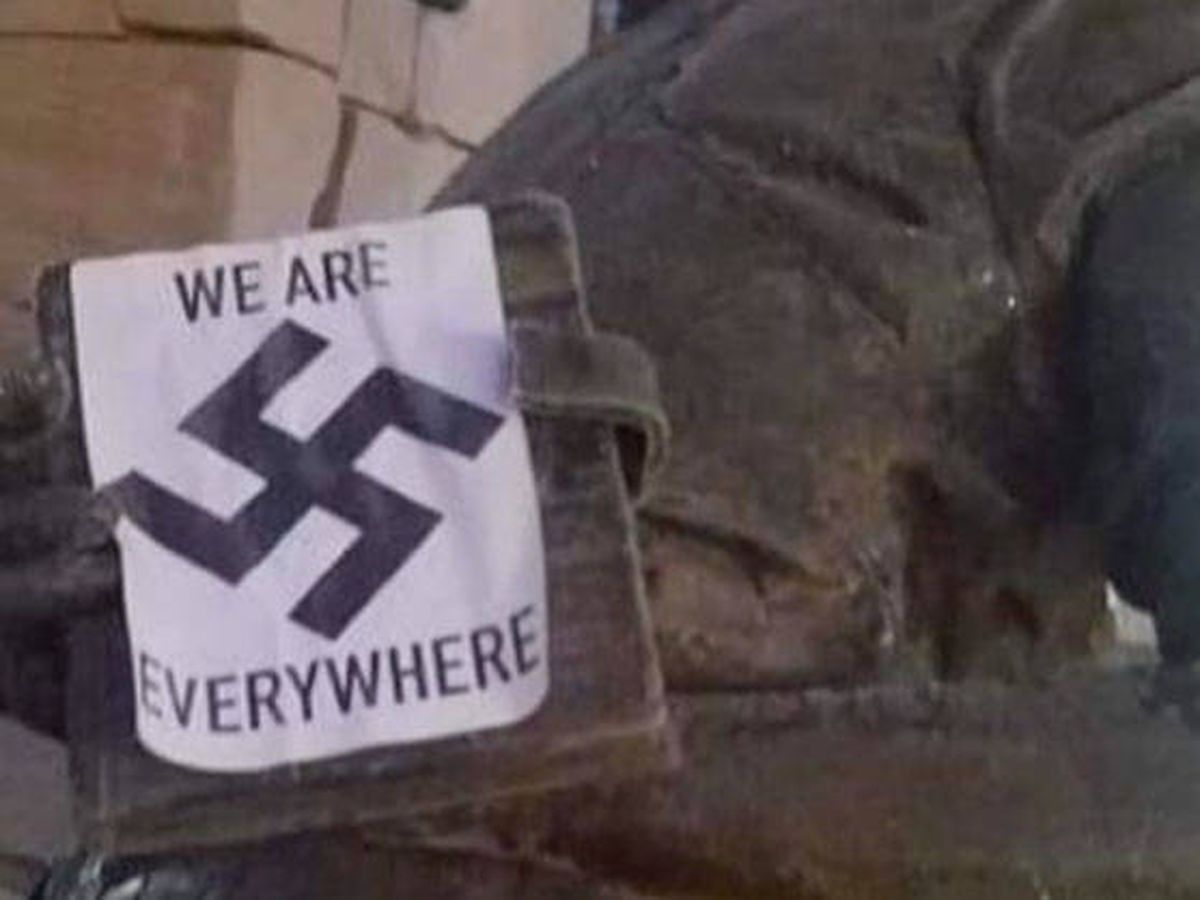 Foto: En el diario de Ana Frank aparece el mensaje "Estamos en todas partes" (Foto: Instagram)