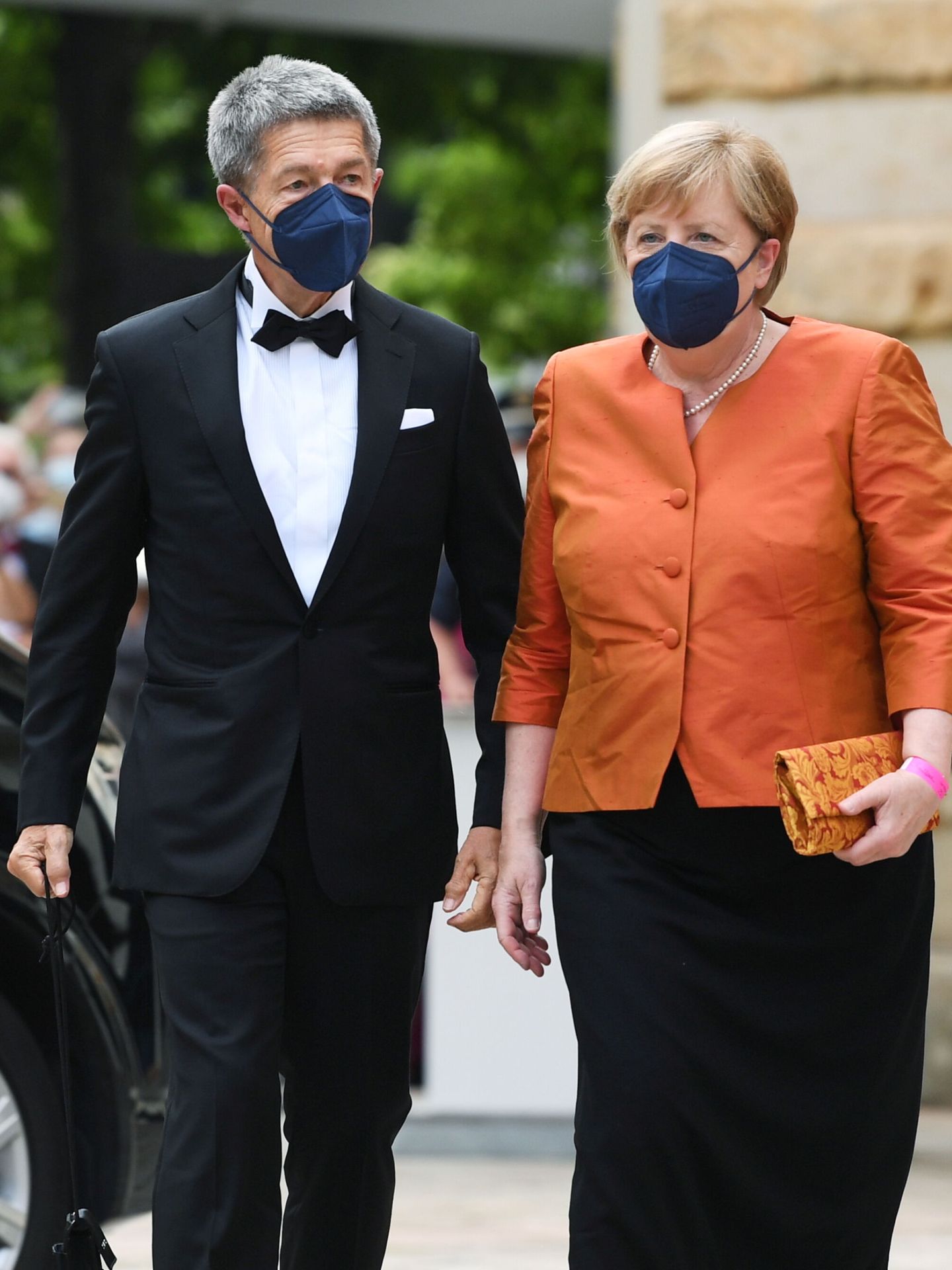 Angela Merkel y Joachim Sauer, en el festival Wagner de Bayreuth. (Reuters)