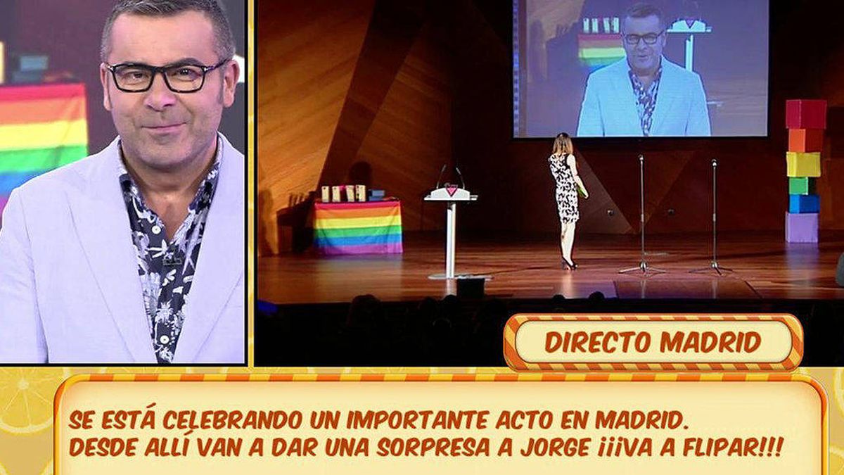 Jorge Javier recibe un premio LGTB y enfadado lo rechaza en directo