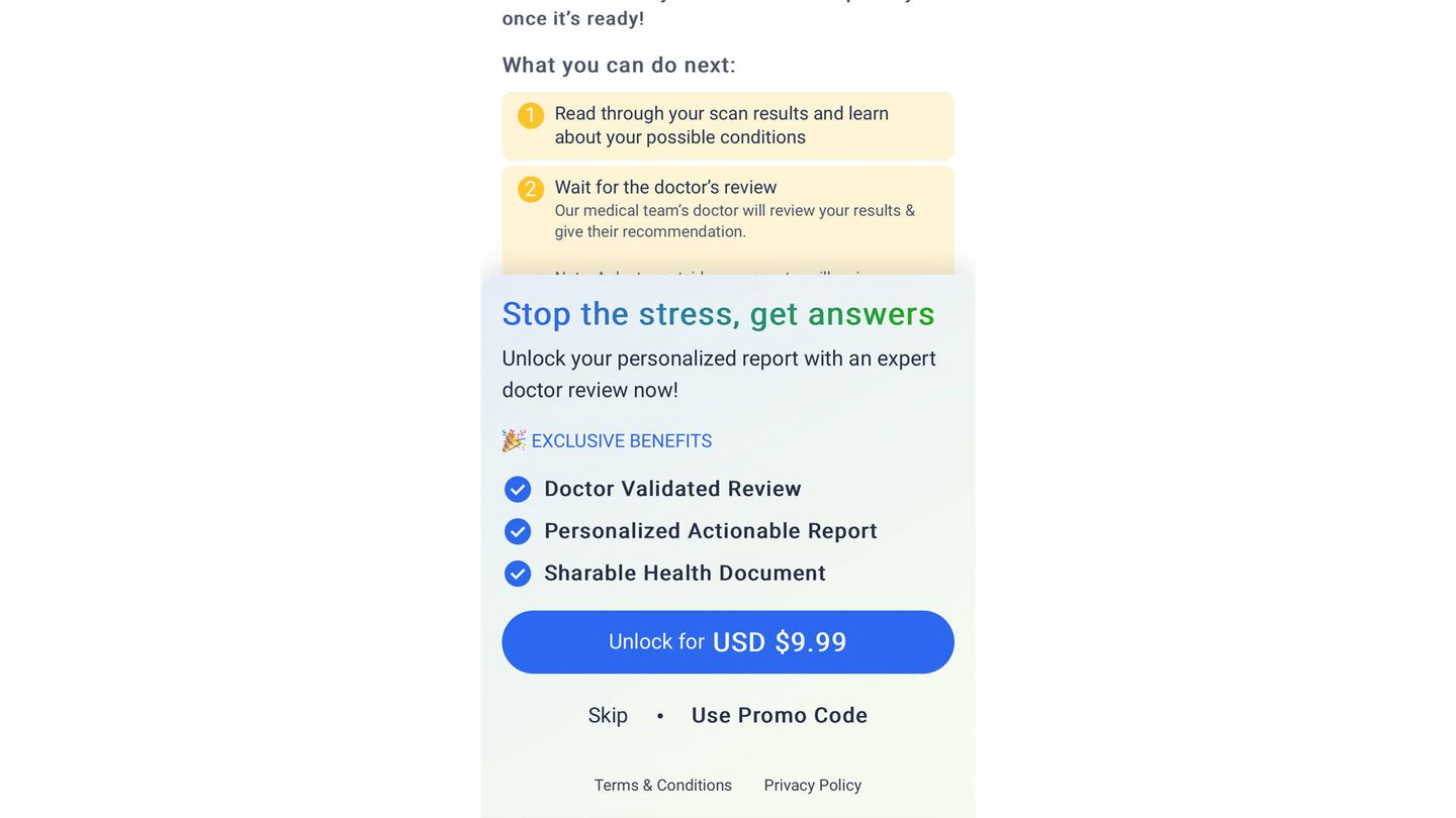 Opción de pagar 10 dólares para obtener una revisión de los resultados por un doctor humano o saltar al diagnóstico de la IA. (HeHealth)
