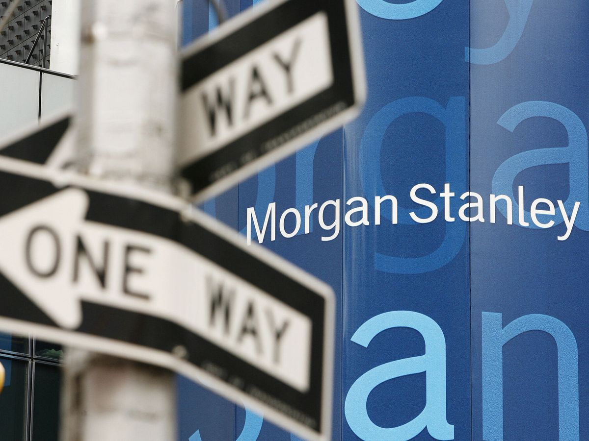 Foto: Logo de Morgan Stanley en Wall Street. (Reuters/Lucas Jackson)