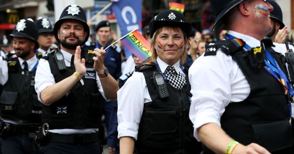 Foto: Agentes de policía durante el desfile del Orgullo LGTB de 2019 en Londres. (Reuters)