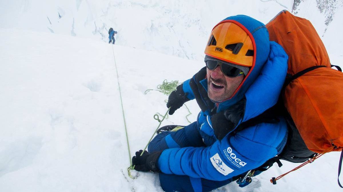 Rescate de película a 7.100 metros: "La vida es la cumbre más importante"