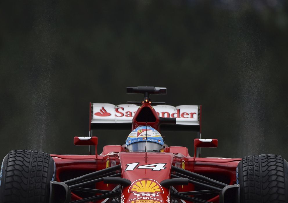 Foto: Fernando Alonso, por primera vez en 2014, acabó por detrás de su compañero.
