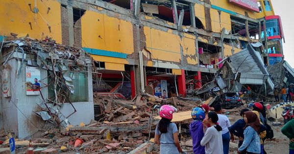 Foto: La isla indonesia de Sulawesi derruida por el seismo. (Reuters)