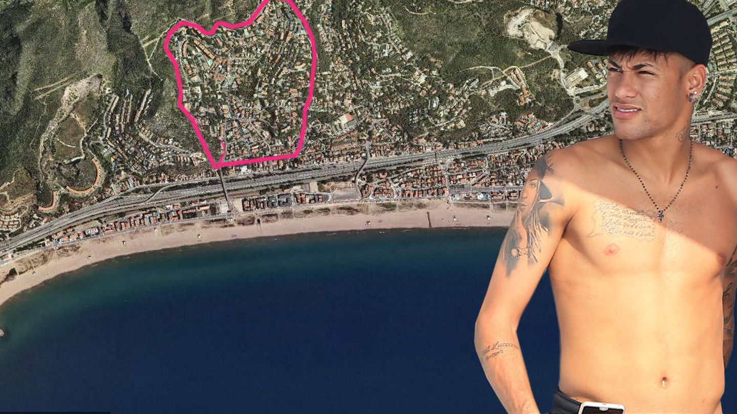 Neymar y la urbanización de Castelldefels donde tenía su casa. (Vanitatis)