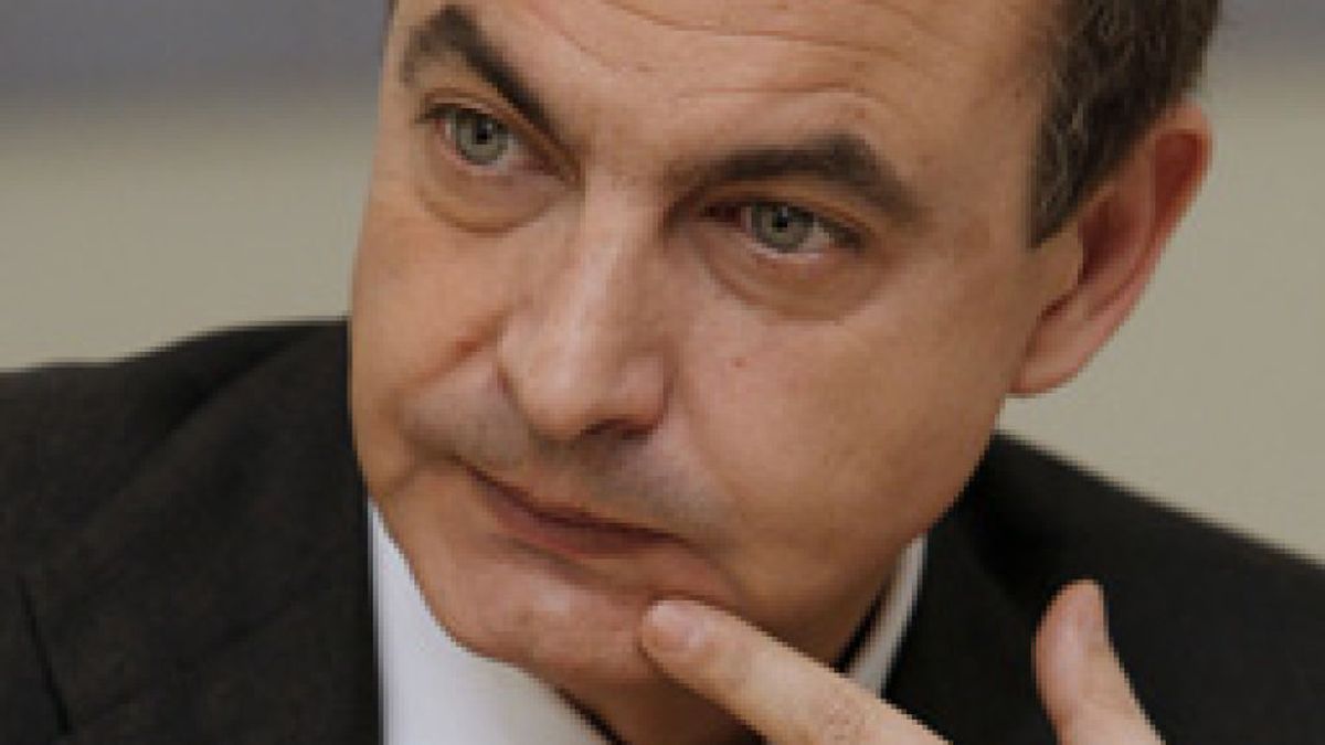 Zapatero se justifica: "El pesimismo no crea ningún puesto de trabajo"