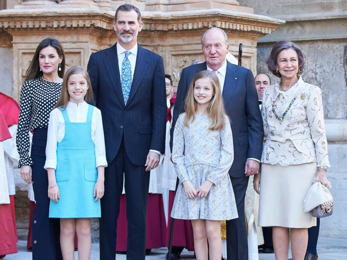 Foto: El posado de la familia real en Mallorca en 2018. (Limited Pictures)