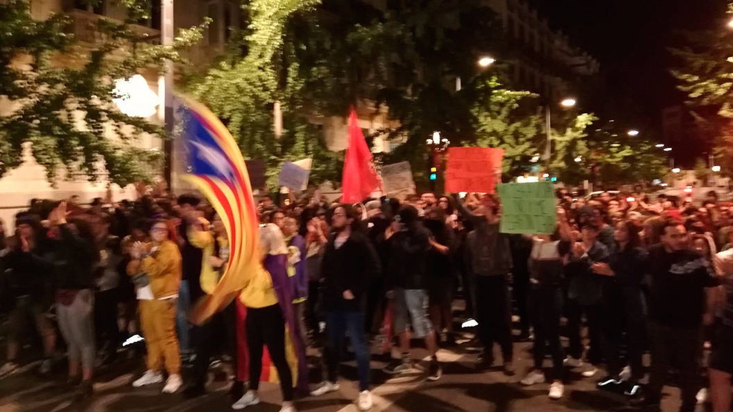 Concentración en Granada del 16-O en apoyo al 'procés'