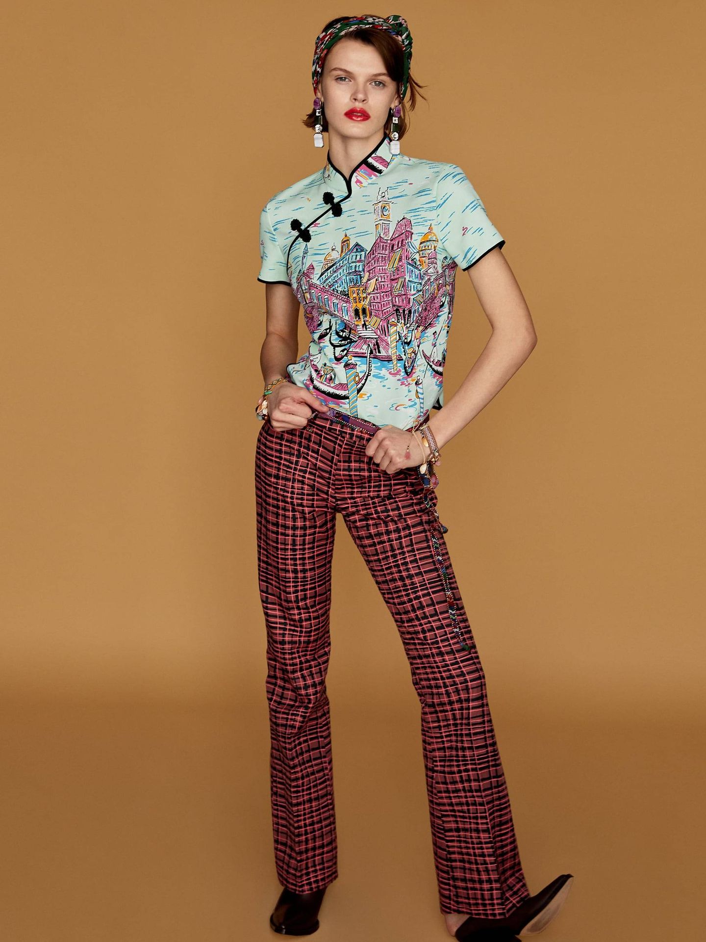 Este es el pantalón que puedes comprar en la tienda online de Zara. (Zara)