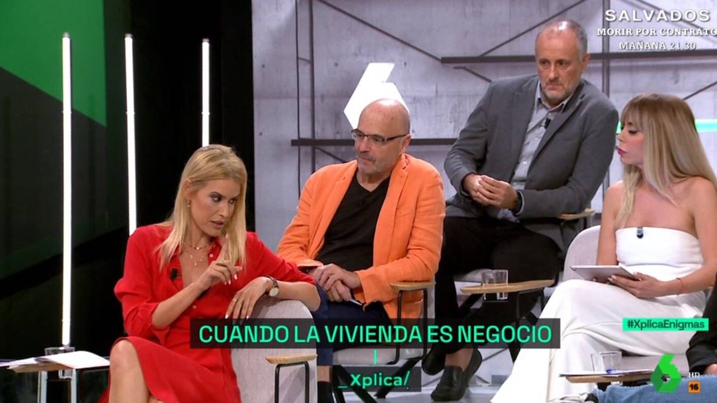 Afra Blanco y Javier Díaz-Giménez en 'La Sexta Xplica'. (Atresmedia)