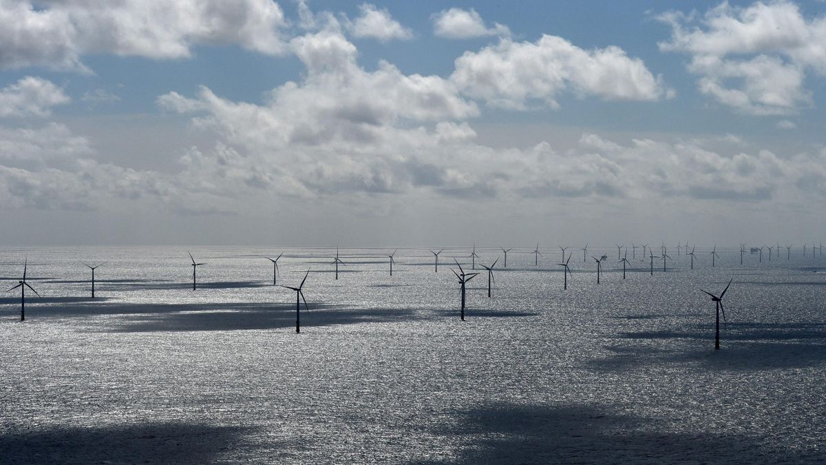 El Supremo autoriza los parques eólicos marinos a los que se opone la Xunta