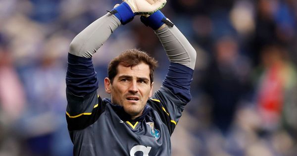 Foto: Iker Casillas, durante un entrenamiento del Oporto. (Reuters)