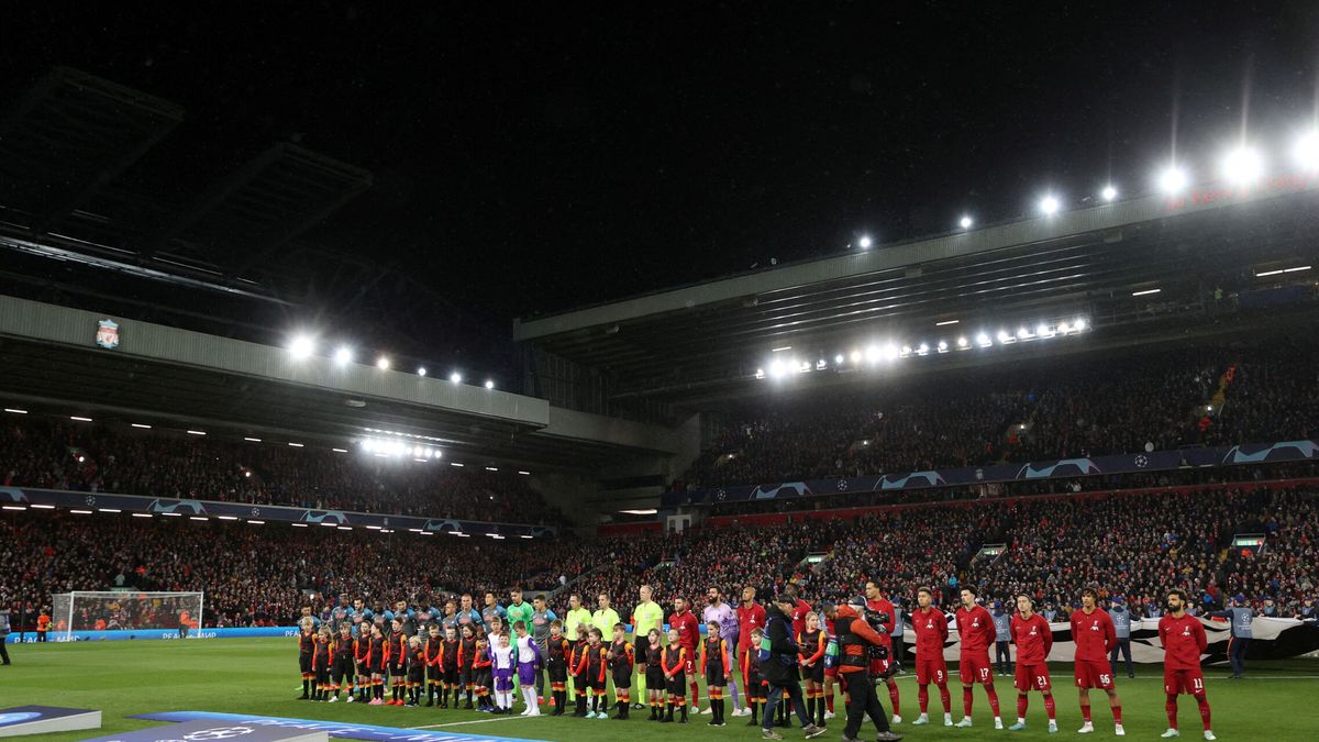 Fenway Sports pone en venta el Liverpool el día que son emparejados con el Madrid