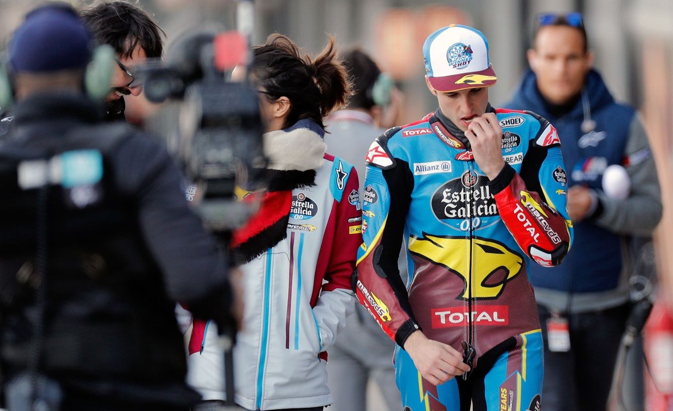 El campeón del mundo de Moto2, Álex Márquez, tras la caída. (EFE)