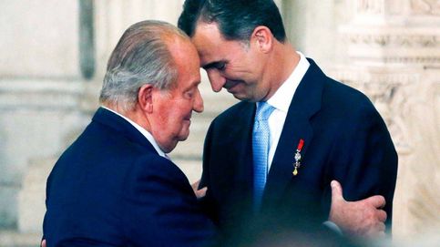 Felipe y Letizia, en el funeral de Isabel II: así fue su último encuentro público con don Juan Carlos
