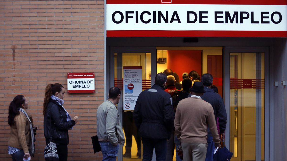 Un tercio de los españoles (14,16 millones) vive de prestaciones del Estado