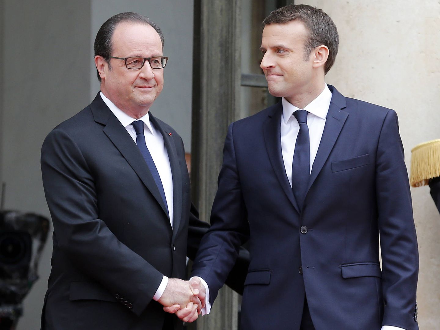  Hollande y Macron, en 2017. (Getty)