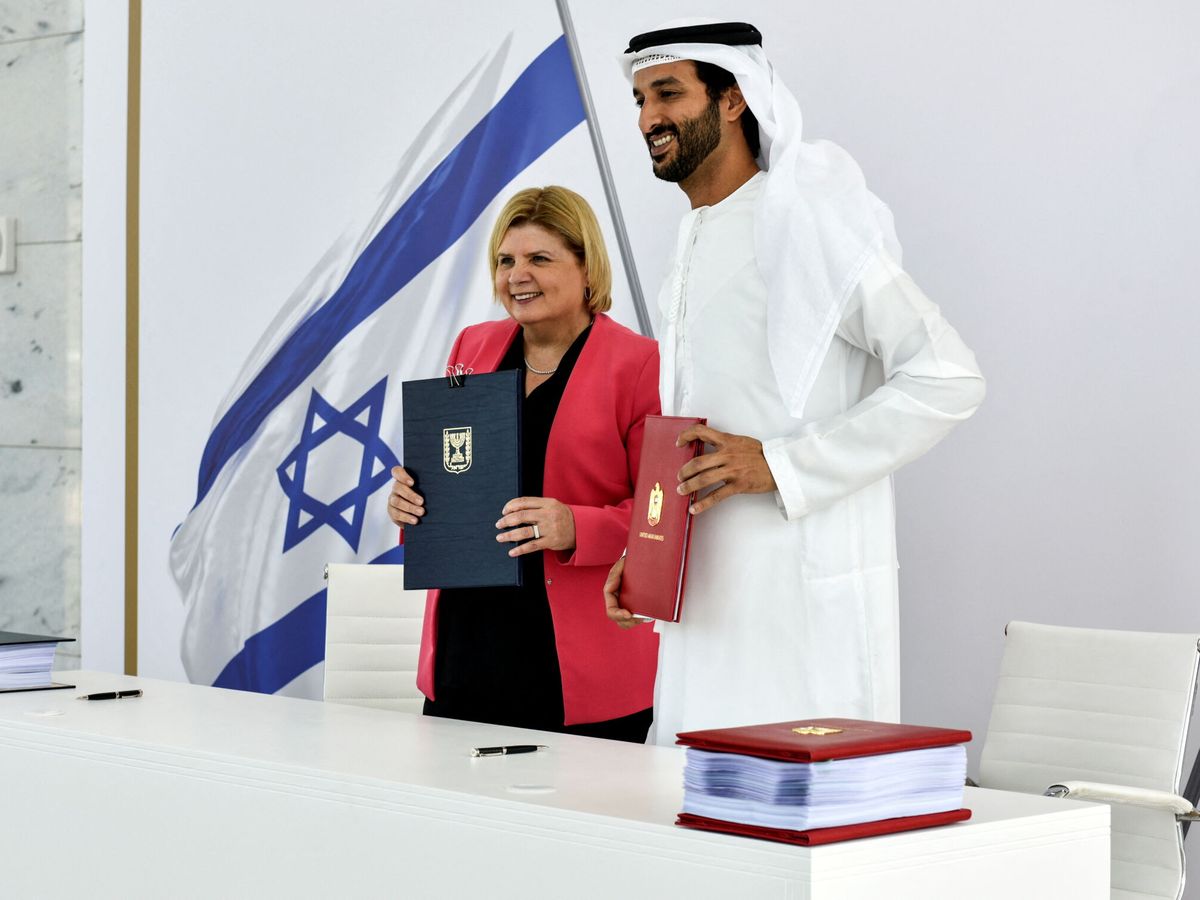 Foto: Firma del acuerdo entre Israel y EUA. (Reuters/Anuj Taylor)