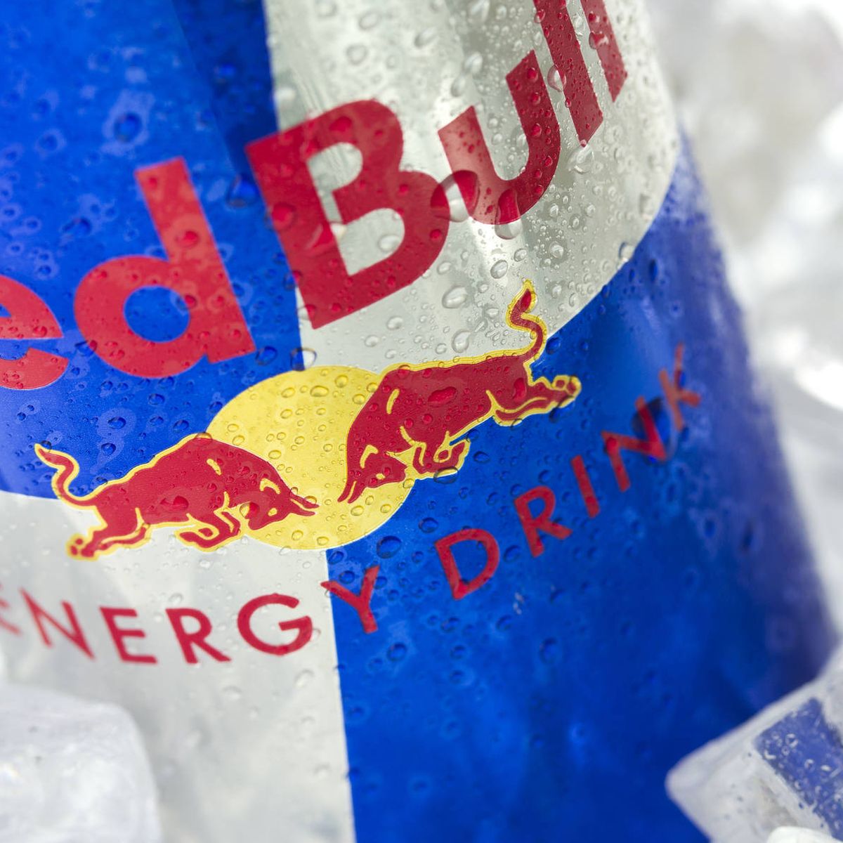 La historia y el significado del logotipo de Red Bull - Free Logo