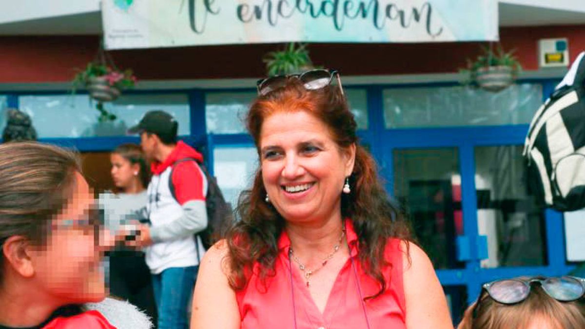 "Te apoyo": hasta un afiliado de Vox defiende a la profesora 'castradora' de Fuerteventura