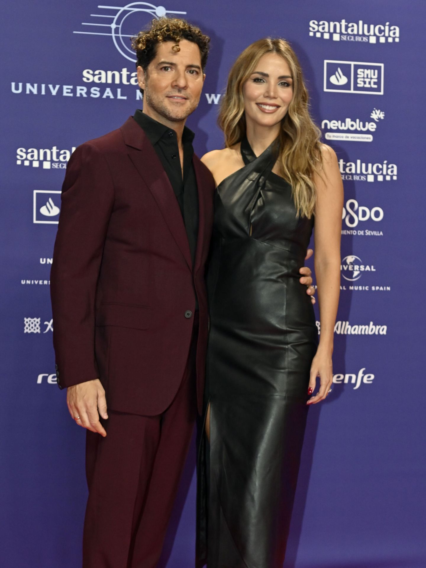 David Bisbal y Rosanna Zanetti, en la alfombra roja. (EFE/Raúl Caro)