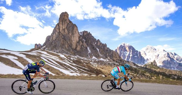 Foto: Valverde y Nibali en un descenso durante el pasado Giro de Italia. (EFE/EPA)