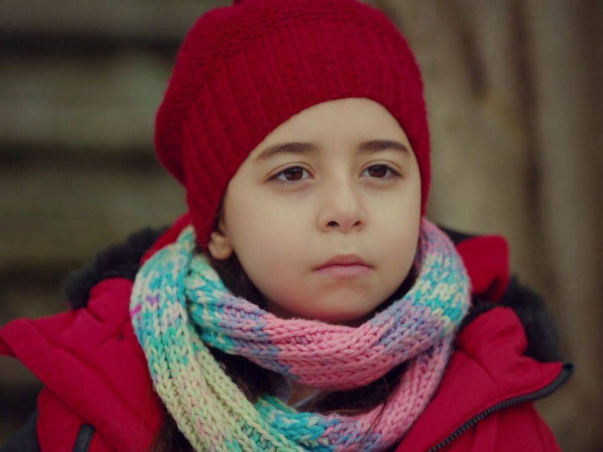 Foto: La pequeña Öykü, protagonista de 'Mi hija'. (Atresmedia)