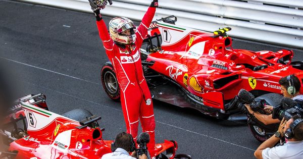 Foto: Sebastian Vettel celebrando el triunfo de Mónaco. (EFE)